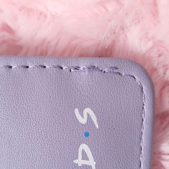 F•R•I•E•N•D•S zip/card wallet - Picture 15 of 16